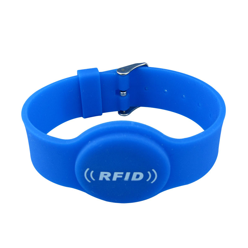 Silicone RFID Wristband Solutions သည် ခေတ်မီဖြစ်ရပ်များအတွက် လုံခြုံရေးနှင့် အဆင်ပြေမှုကို မည်သို့တိုးတက်စေနိုင်သနည်း။