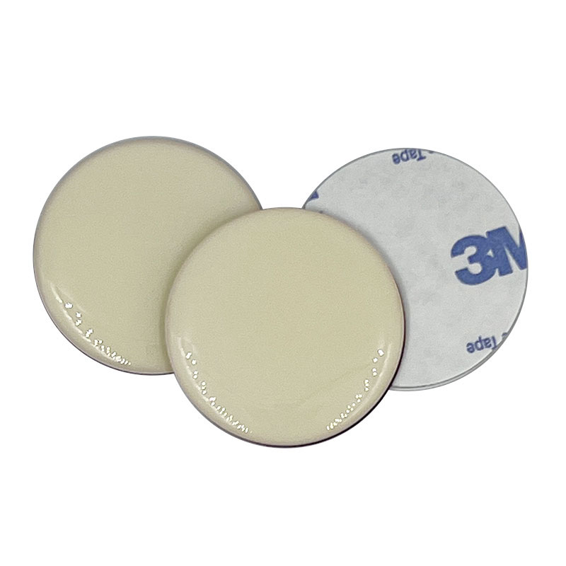 ပရိုဂရမ်လုပ်နိုင်သော RFID NFC Epoxy Tag ဆန့်ကျင်သတ္တု NFC Epoxy Tag စတစ်ကာ